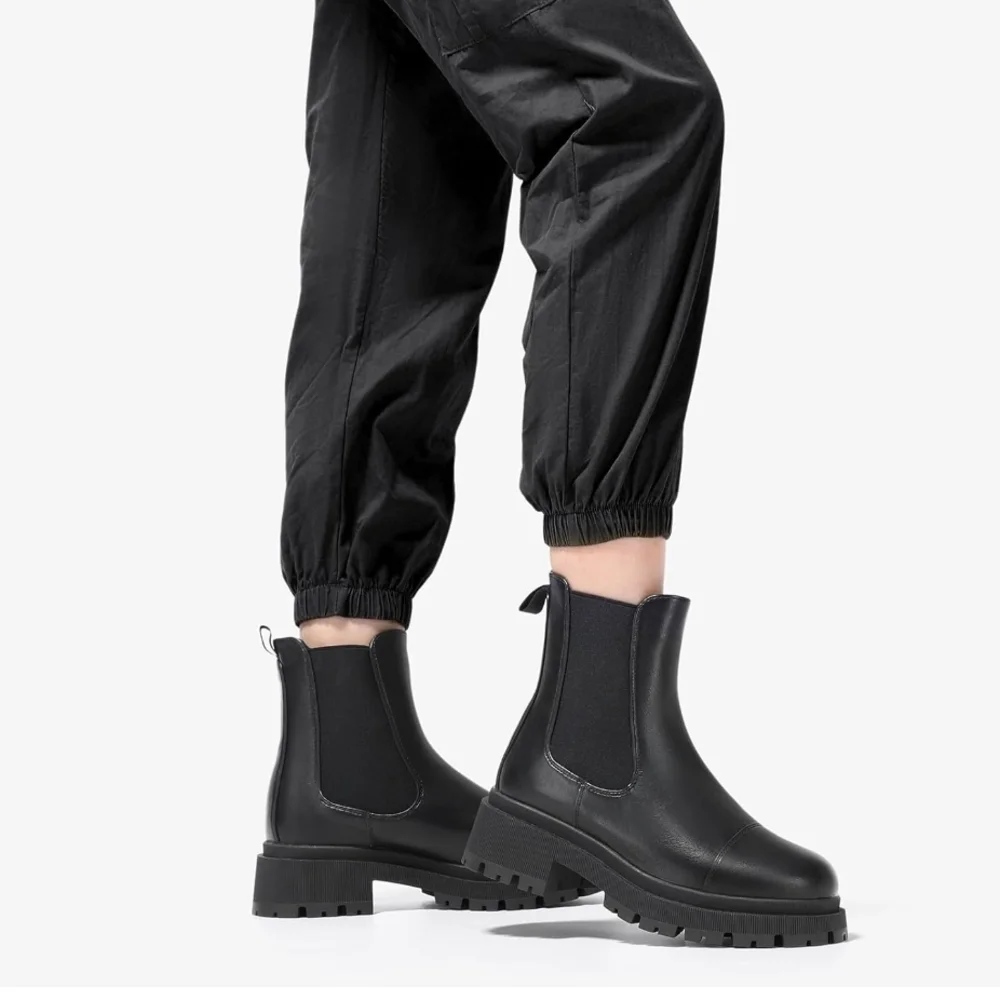 Bacia Chelsea Black Ankle Boots - Picture 2 of 9